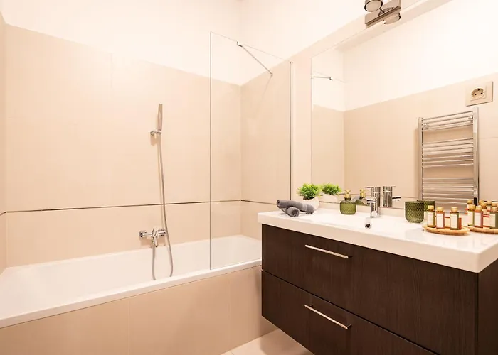 Comfy Downtown Hideaway With Urban Touch Apartamento Budapest