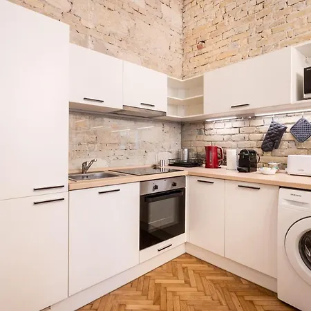 דירה Comfy Downtown Hideaway With Urban Touch *